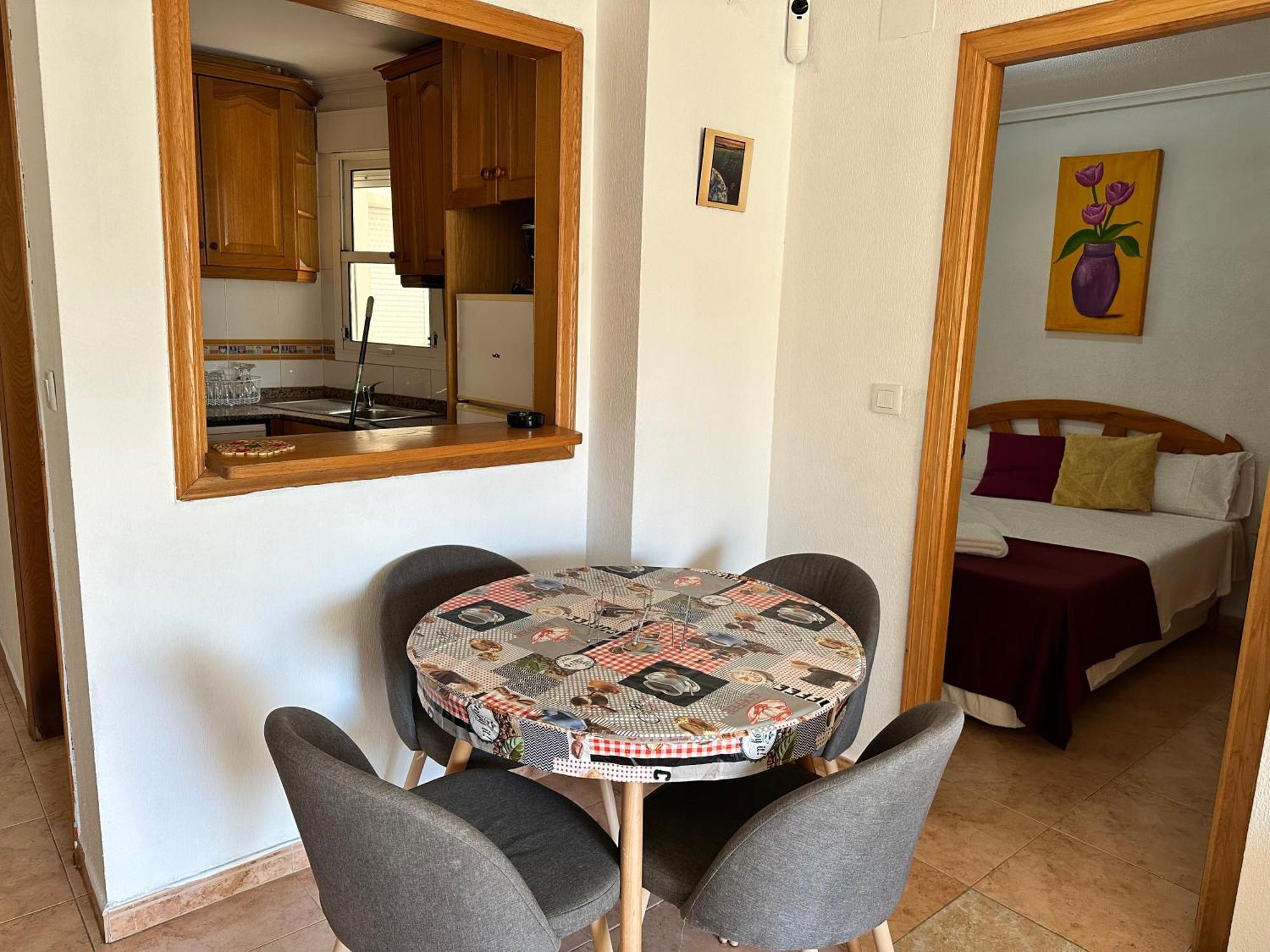 Homely Alcatri Apartamento *